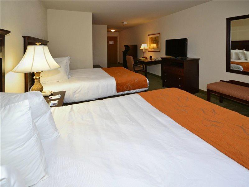Comfort Suites Johnson Creek Conference Center Extérieur photo